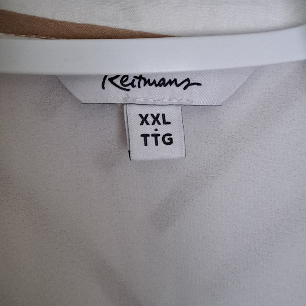 Casual Button Down Shirt with Geometric Pattern. Oversize - Picture 3 of 7